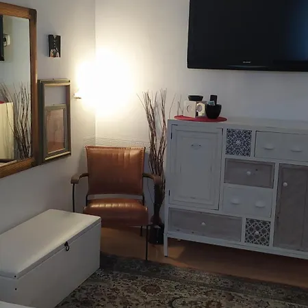 L Apartment