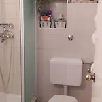 L Apartamento *